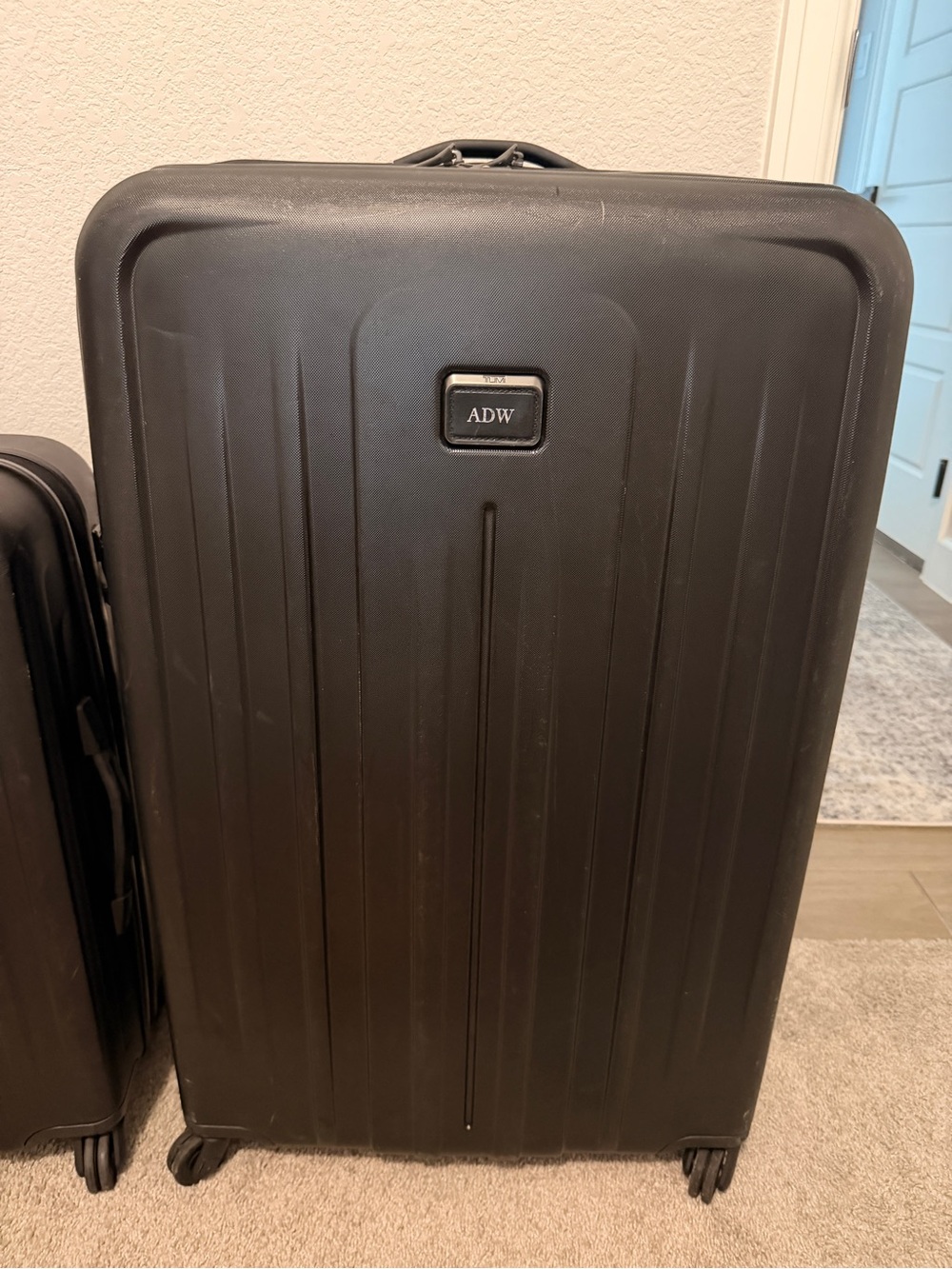 Tumi Black Hardside Spinner Luggage X Large